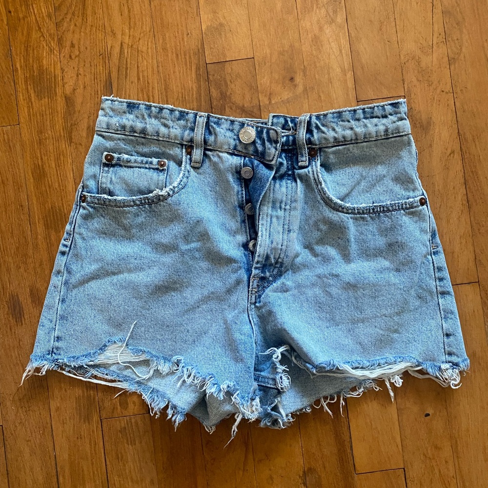 Zara shorts great condition